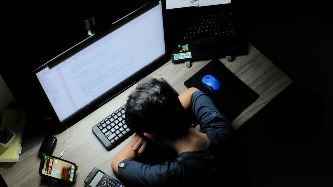 How to Apply to 100 Jobs a Week Without Burning Out